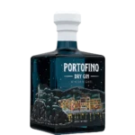 Portofino Dry Gin Winter Nights 500 ml – butelka pod kątem z ilustracją zimowego wybrzeża i rozświetlonych kamienic.